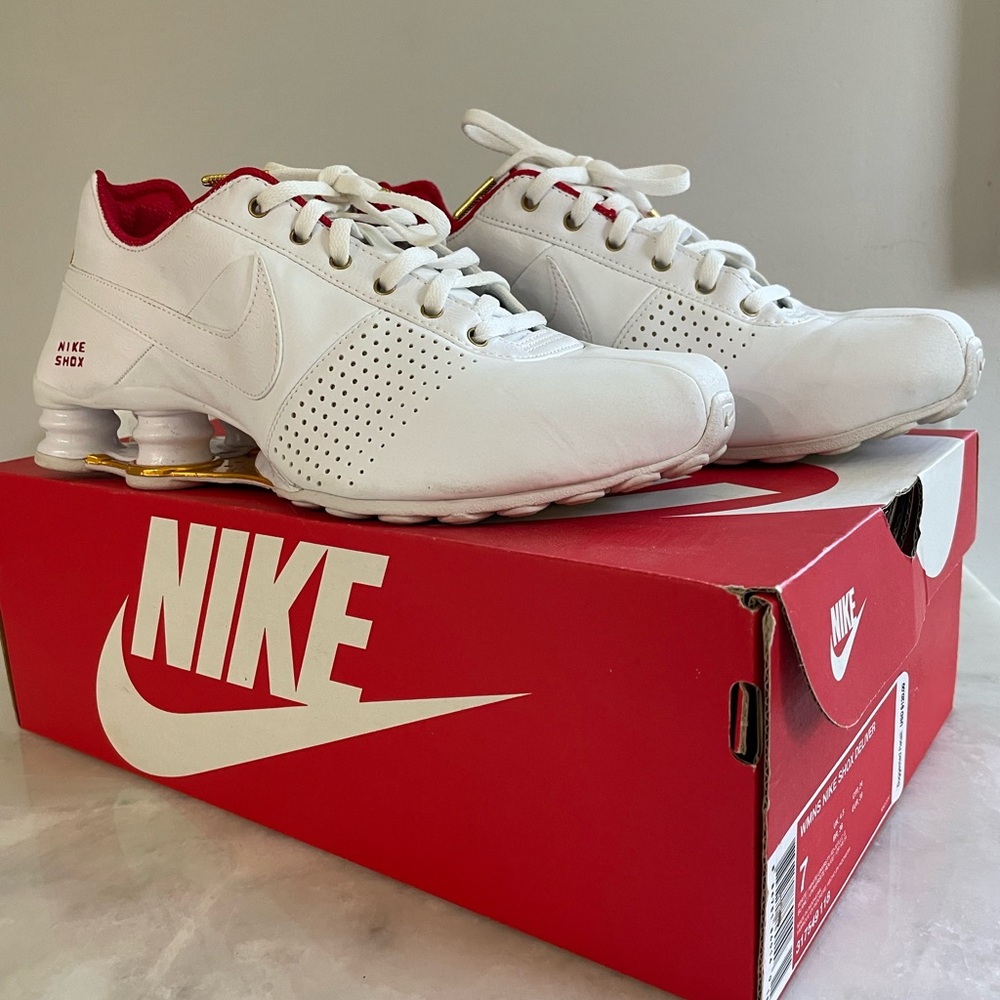 EUC Rare Vintage Nike Shox White, Red, and Gold Athletic Shoes